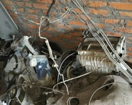 Синий Тойота РАВ 4, объемом двигателя 0 л и пробегом 299 тыс. км за 1000 $, фото 5 на Automoto.ua