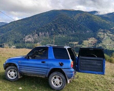 Синий Тойота РАВ 4, объемом двигателя 2 л и пробегом 337 тыс. км за 5300 $, фото 16 на Automoto.ua