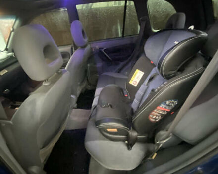 Синій Тойота РАВ 4, об'ємом двигуна 2 л та пробігом 244 тис. км за 6800 $, фото 31 на Automoto.ua