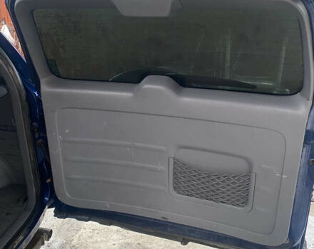 Синій Тойота РАВ 4, об'ємом двигуна 2 л та пробігом 244 тис. км за 6800 $, фото 39 на Automoto.ua