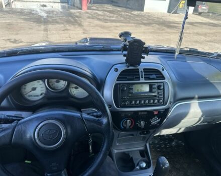 Синий Тойота РАВ 4, объемом двигателя 2 л и пробегом 2 тыс. км за 3600 $, фото 1 на Automoto.ua