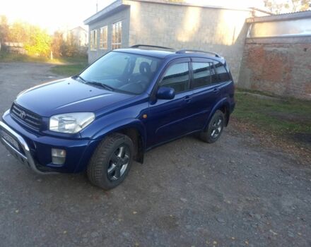 Синий Тойота РАВ 4, объемом двигателя 2 л и пробегом 330 тыс. км за 6500 $, фото 1 на Automoto.ua