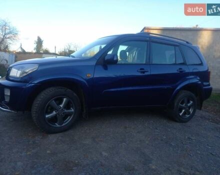 Синий Тойота РАВ 4, объемом двигателя 2 л и пробегом 330 тыс. км за 6499 $, фото 4 на Automoto.ua