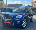 Синий Тойота РАВ 4, объемом двигателя 2 л и пробегом 151 тыс. км за 8500 $, фото 1 на Automoto.ua