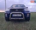 Синій Тойота РАВ 4, об'ємом двигуна 2 л та пробігом 258 тис. км за 7000 $, фото 1 на Automoto.ua