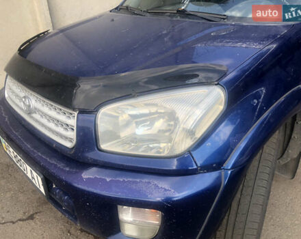 Синий Тойота РАВ 4, объемом двигателя 2 л и пробегом 301 тыс. км за 5689 $, фото 2 на Automoto.ua