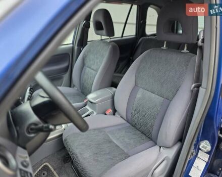 Синий Тойота РАВ 4, объемом двигателя 2 л и пробегом 135 тыс. км за 5900 $, фото 19 на Automoto.ua