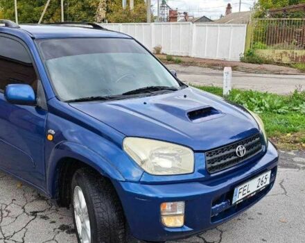 Синий Тойота РАВ 4, объемом двигателя 2 л и пробегом 280 тыс. км за 3700 $, фото 2 на Automoto.ua