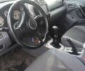 Синий Тойота РАВ 4, объемом двигателя 2 л и пробегом 280 тыс. км за 3700 $, фото 7 на Automoto.ua