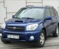 Синий Тойота РАВ 4, объемом двигателя 2 л и пробегом 243 тыс. км за 2600 $, фото 1 на Automoto.ua