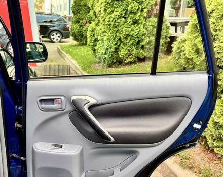 Синий Тойота РАВ 4, объемом двигателя 0 л и пробегом 34 тыс. км за 14500 $, фото 27 на Automoto.ua