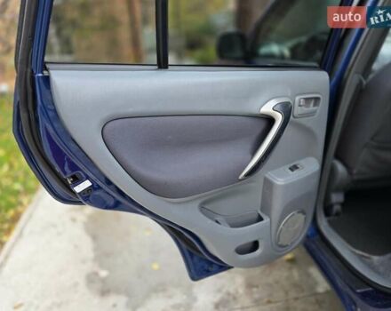 Синий Тойота РАВ 4, объемом двигателя 2 л и пробегом 134 тыс. км за 5900 $, фото 27 на Automoto.ua