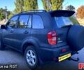 Синий Тойота РАВ 4, объемом двигателя 2 л и пробегом 268 тыс. км за 5590 $, фото 4 на Automoto.ua