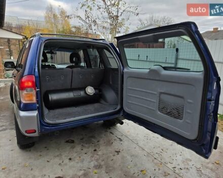 Синий Тойота РАВ 4, объемом двигателя 2 л и пробегом 134 тыс. км за 5900 $, фото 23 на Automoto.ua