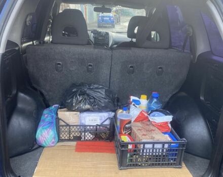 Синій Тойота РАВ 4, об'ємом двигуна 2 л та пробігом 3 тис. км за 3667 $, фото 3 на Automoto.ua