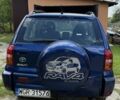 Синий Тойота РАВ 4, объемом двигателя 2 л и пробегом 332 тыс. км за 4000 $, фото 4 на Automoto.ua