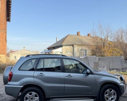 Синий Тойота РАВ 4, объемом двигателя 2 л и пробегом 313 тыс. км за 4350 $, фото 9 на Automoto.ua