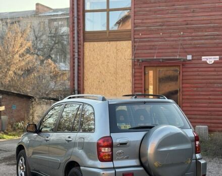 Синий Тойота РАВ 4, объемом двигателя 2 л и пробегом 313 тыс. км за 4350 $, фото 6 на Automoto.ua