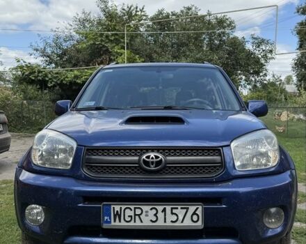 Синий Тойота РАВ 4, объемом двигателя 2 л и пробегом 332 тыс. км за 4000 $, фото 1 на Automoto.ua