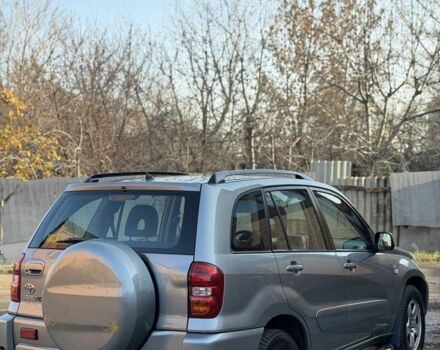 Синий Тойота РАВ 4, объемом двигателя 2 л и пробегом 313 тыс. км за 4350 $, фото 8 на Automoto.ua