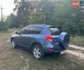 Синій Тойота РАВ 4, об'ємом двигуна 2 л та пробігом 236 тис. км за 8800 $, фото 5 на Automoto.ua
