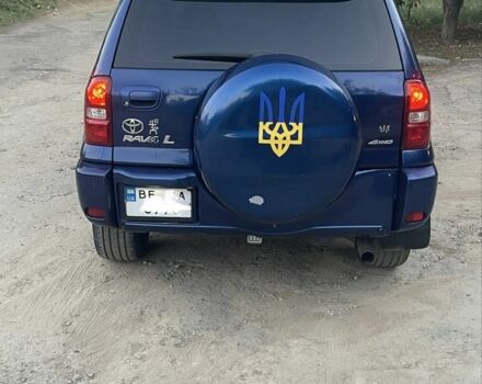 Синий Тойота РАВ 4, объемом двигателя 2 л и пробегом 250 тыс. км за 6133 $, фото 2 на Automoto.ua