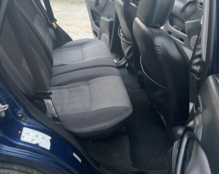 Синий Тойота РАВ 4, объемом двигателя 2 л и пробегом 250 тыс. км за 6133 $, фото 7 на Automoto.ua