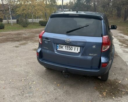 Синий Тойота РАВ 4, объемом двигателя 2.2 л и пробегом 226 тыс. км за 4500 $, фото 3 на Automoto.ua