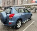 Синий Тойота РАВ 4, объемом двигателя 2 л и пробегом 168 тыс. км за 9800 $, фото 3 на Automoto.ua
