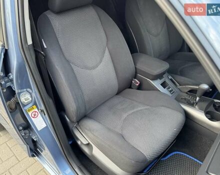 Синий Тойота РАВ 4, объемом двигателя 2 л и пробегом 145 тыс. км за 9900 $, фото 11 на Automoto.ua