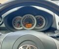 Синій Тойота РАВ 4, об'ємом двигуна 2.2 л та пробігом 195 тис. км за 10700 $, фото 13 на Automoto.ua