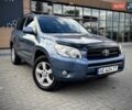 Синий Тойота РАВ 4, объемом двигателя 2 л и пробегом 145 тыс. км за 9900 $, фото 1 на Automoto.ua