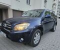 Синий Тойота РАВ 4, объемом двигателя 2.2 л и пробегом 211 тыс. км за 2816 $, фото 1 на Automoto.ua