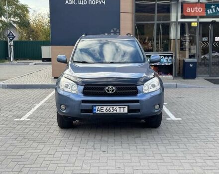 Синий Тойота РАВ 4, объемом двигателя 2 л и пробегом 145 тыс. км за 9900 $, фото 2 на Automoto.ua