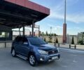 Синий Тойота РАВ 4, объемом двигателя 2 л и пробегом 185 тыс. км за 7990 $, фото 1 на Automoto.ua