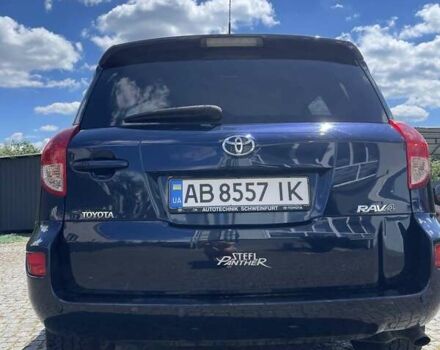 Синій Тойота РАВ 4, об'ємом двигуна 2.2 л та пробігом 150 тис. км за 8500 $, фото 1 на Automoto.ua