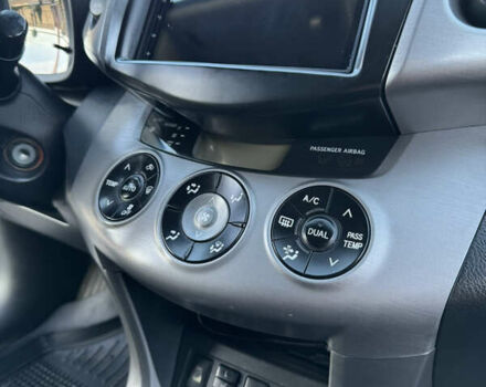 Синий Тойота РАВ 4, объемом двигателя 2 л и пробегом 187 тыс. км за 7700 $, фото 19 на Automoto.ua