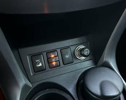 Синий Тойота РАВ 4, объемом двигателя 2 л и пробегом 346 тыс. км за 8700 $, фото 16 на Automoto.ua