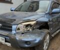 Синій Тойота РАВ 4, об'ємом двигуна 2.2 л та пробігом 265 тис. км за 5000 $, фото 1 на Automoto.ua