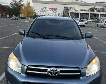 Синий Тойота РАВ 4, объемом двигателя 2 л и пробегом 346 тыс. км за 8700 $, фото 1 на Automoto.ua