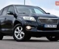 Синий Тойота РАВ 4, объемом двигателя 2.2 л и пробегом 269 тыс. км за 11750 $, фото 2 на Automoto.ua