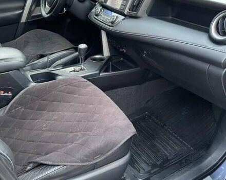 Тойота РАВ 4 2013 в Изюме на Automoto.ua Синий Тойота РАВ 4, объемом двигателя 2.5 л и пробегом 182 тыс. км за 19000 $, фото 8 на Automoto.ua