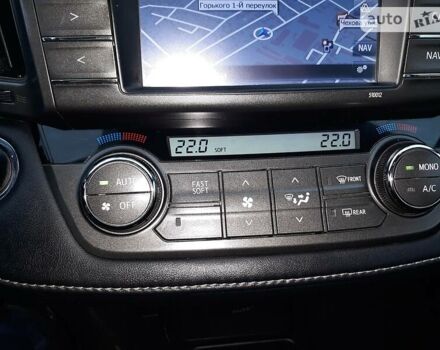 Синій Тойота РАВ 4, об'ємом двигуна 2 л та пробігом 253 тис. км за 16500 $, фото 33 на Automoto.ua