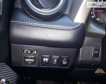 Синій Тойота РАВ 4, об'ємом двигуна 2 л та пробігом 253 тис. км за 16500 $, фото 43 на Automoto.ua