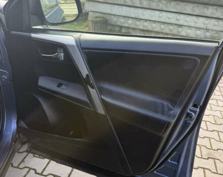 Синий Тойота РАВ 4, объемом двигателя 2.23 л и пробегом 248 тыс. км за 16500 $, фото 12 на Automoto.ua