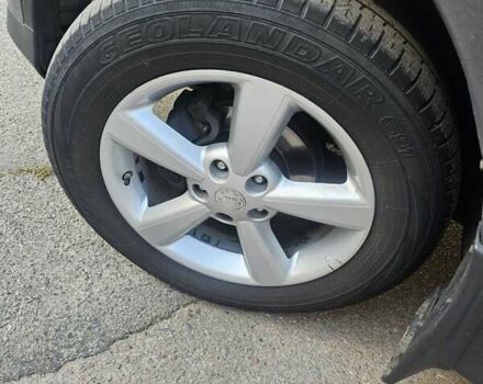 Синий Тойота РАВ 4, объемом двигателя 2.49 л и пробегом 180 тыс. км за 16000 $, фото 14 на Automoto.ua