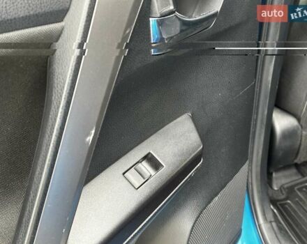 Тойота РАВ 4 2016 в Киеве на Automoto.ua Синий Тойота РАВ 4, объемом двигателя 1.99 л и пробегом 144 тыс. км за 18500 $, фото 15 на Automoto.ua