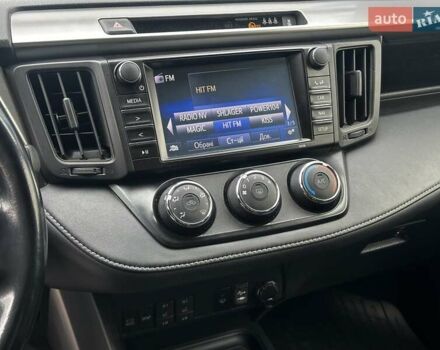 Тойота РАВ 4 2016 в Киеве на Automoto.ua Синий Тойота РАВ 4, объемом двигателя 1.99 л и пробегом 144 тыс. км за 18500 $, фото 13 на Automoto.ua