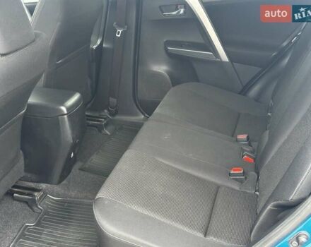 Тойота РАВ 4 2016 в Киеве на Automoto.ua Синий Тойота РАВ 4, объемом двигателя 1.99 л и пробегом 144 тыс. км за 18500 $, фото 16 на Automoto.ua