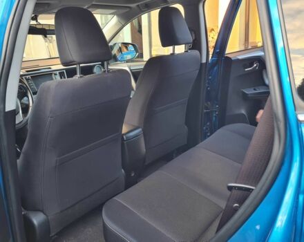 Синий Тойота РАВ 4, объемом двигателя 2.5 л и пробегом 186 тыс. км за 20000 $, фото 7 на Automoto.ua